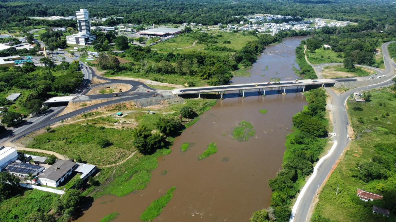SVC Construções - Terraplanagem e compactação
